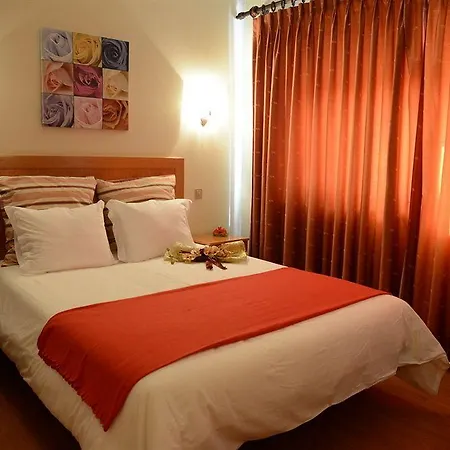 Dom Lourenco Otel